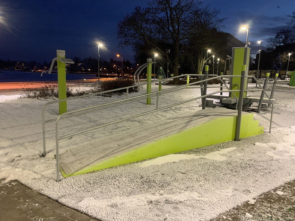 Stairs with Ramp Inclusive - Image 3